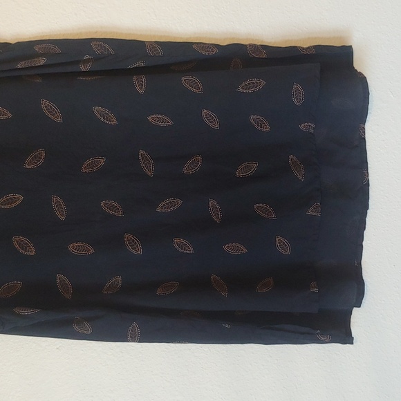 Pure Silk Leaf Print Blouse Top - Picture 9 of 13